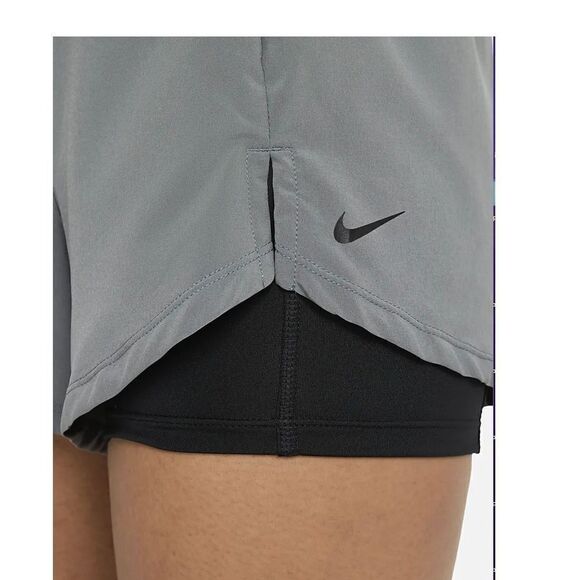 Nike Flex Essential 2-in-1 Women's Training
Shorts Gray/Black size xs - Picture 8 of 9